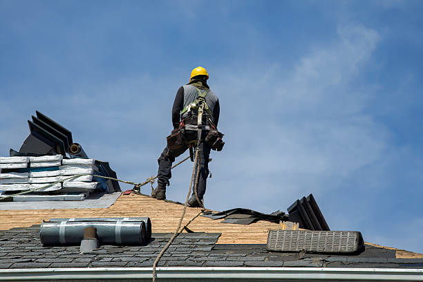Professional Gutter Installation technician working in Dubuque, IA
